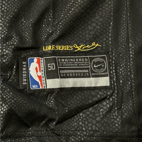 Kobe Bryant Mamba Lakers Jersey - Picture 4 of 12